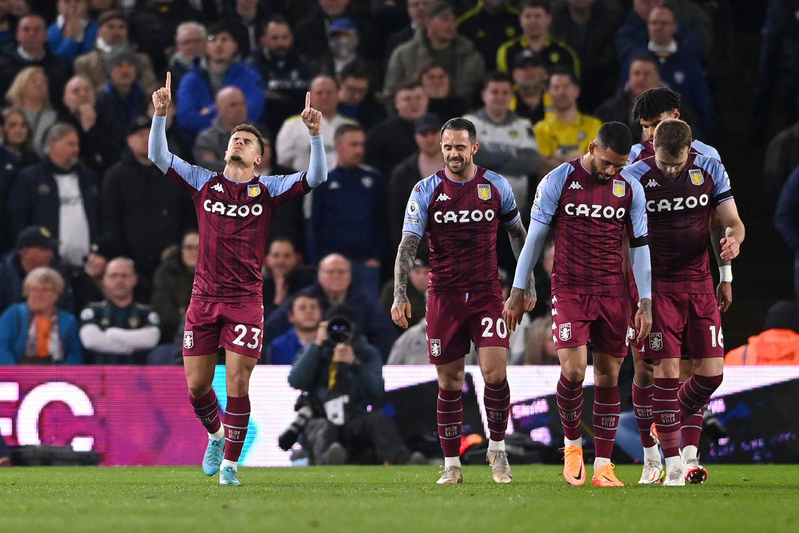 对于球迷和 对于球迷和